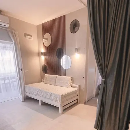 Kyria Luxury