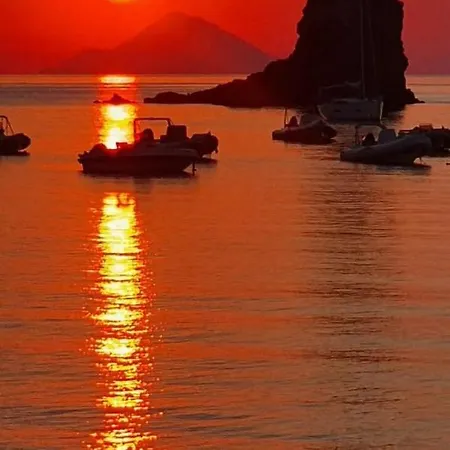 Kyria Luxury 4* Vulcano (Isola)